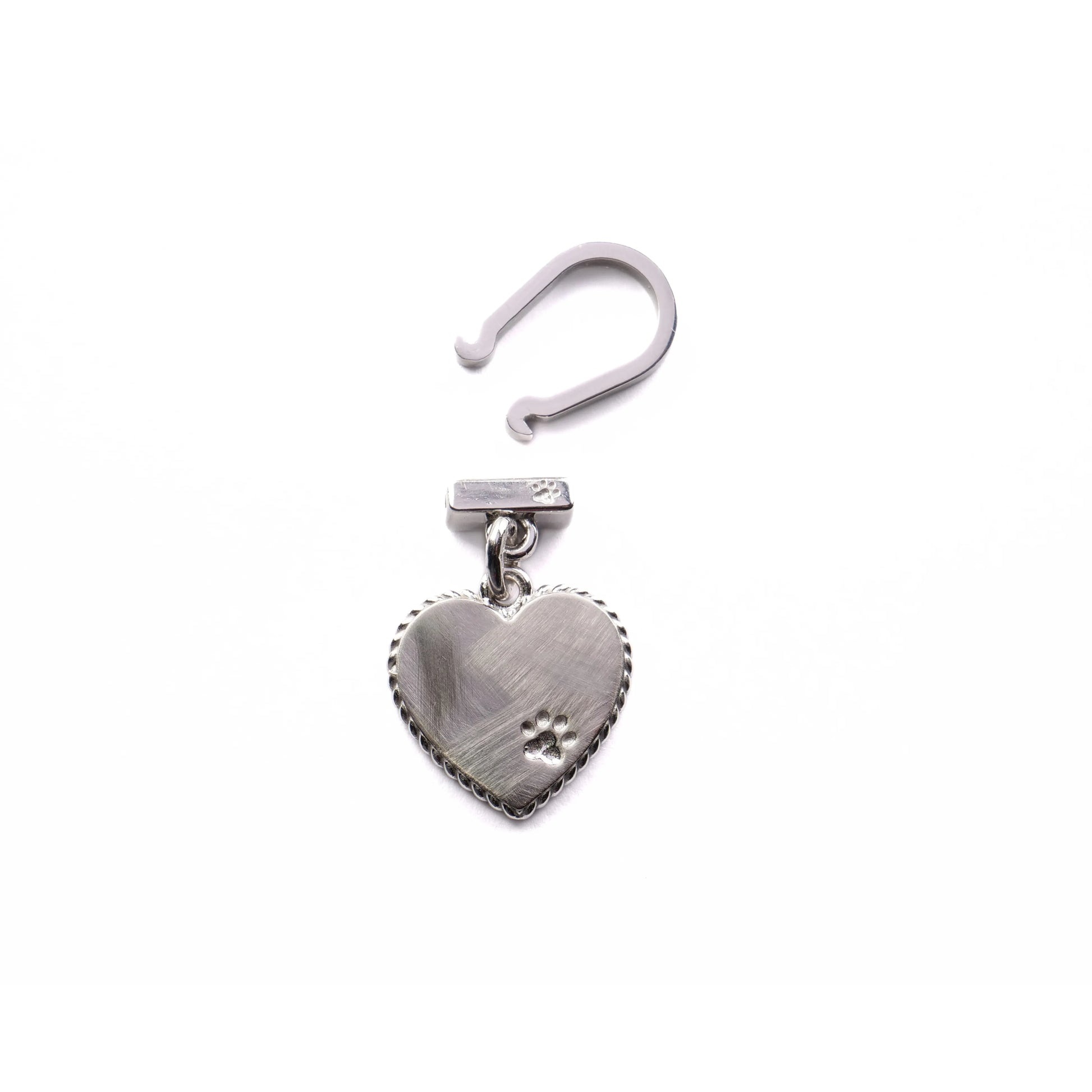 medaglietta per cani in argento satinato forma di cuore